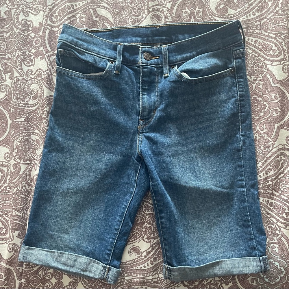 Levi’s denim shorts